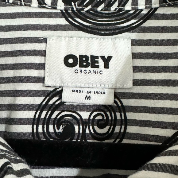 OBEY UNDERTONE WOVEN ORGANIC BUTTON-DOWN COLLARED SHIRT SIZE MEDIUM - Picture 7 of 9